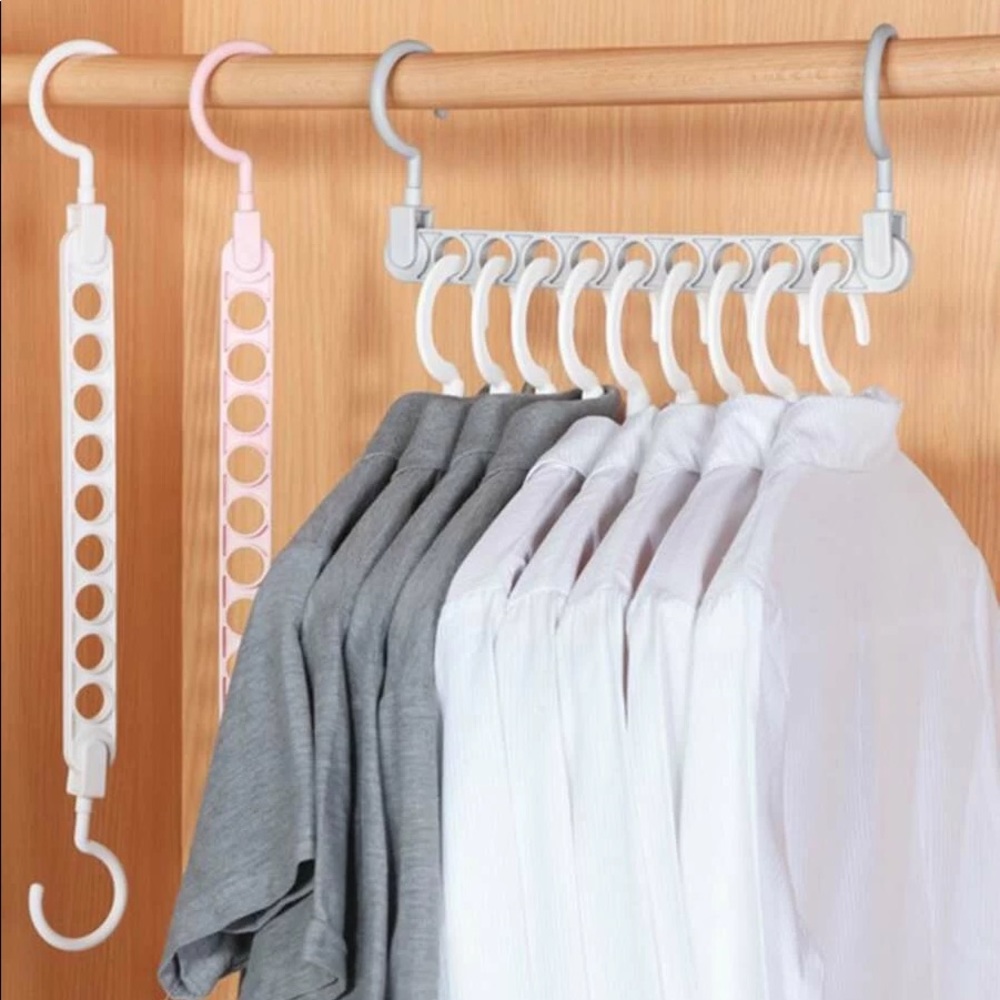 Multifunctional 9 Hole Rotating Magic Hanger - Picture 2 of 3